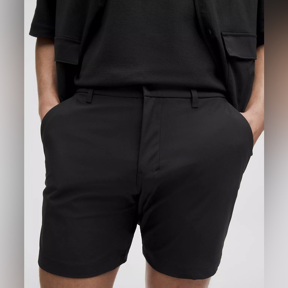 lululemon athletica Black Men's Shorts - Picture 1 of 5